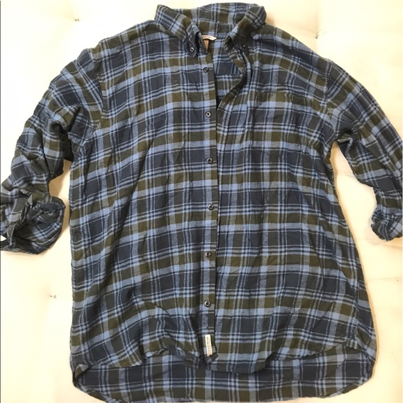 Button downs - Picture 5 of 6