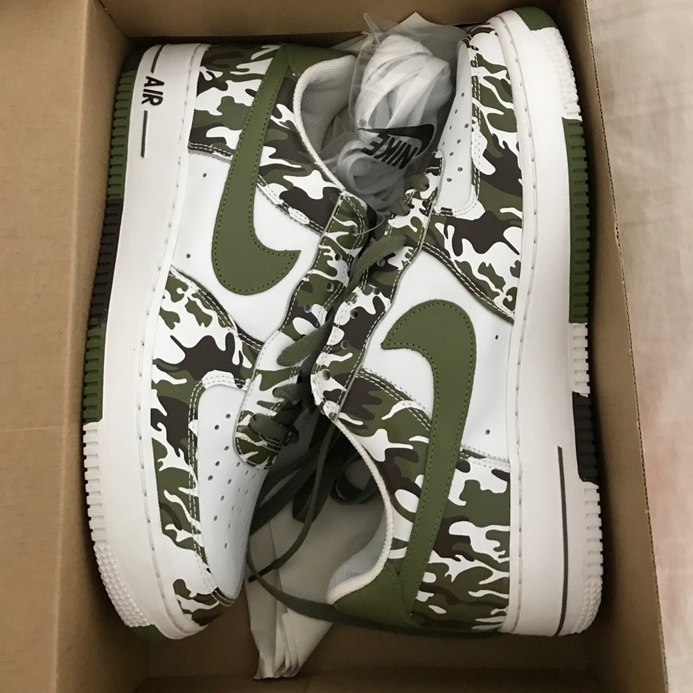 Nike Air Force 1