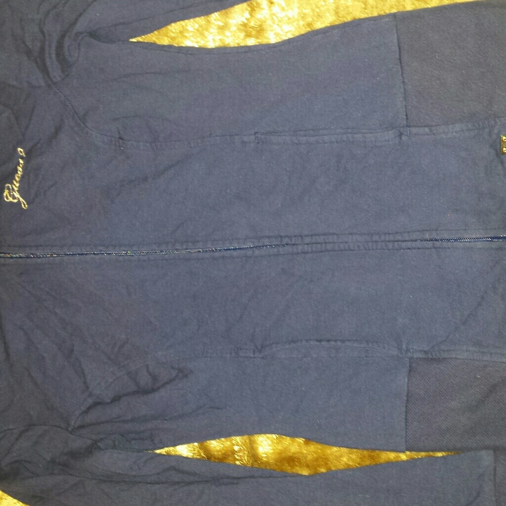 Guess sweatshirt
