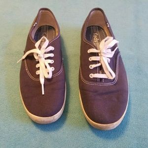 Navy Keds