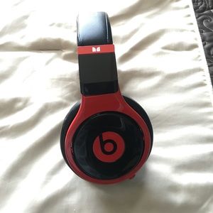 Beats Pro by Dr. Dre