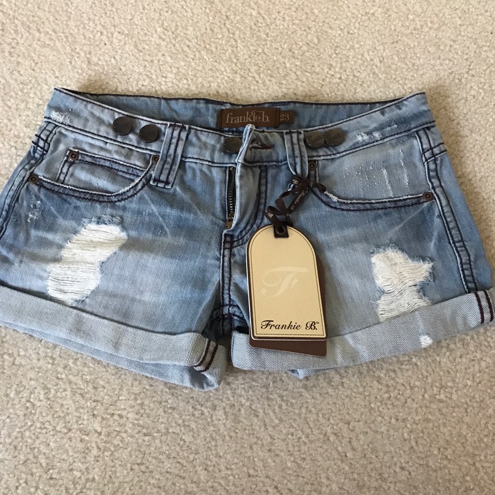 NWT Frankie B size 23 light wash shorts