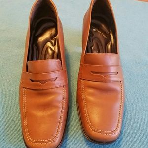 Nice Rockport loafers made in Brazil!