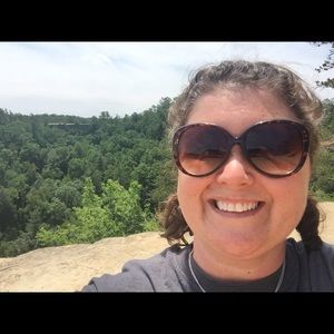 Meet your Posher, Tami