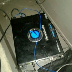 12' Pioneer speakers and 3000 watt amp