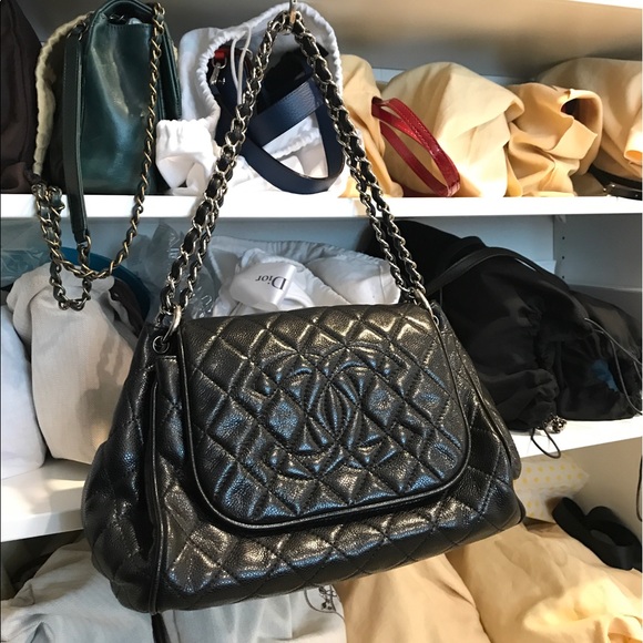 CHANEL Handbags - Chanel vintage classic caviar leather shoulder bag