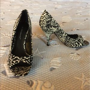 Bcbg pumps