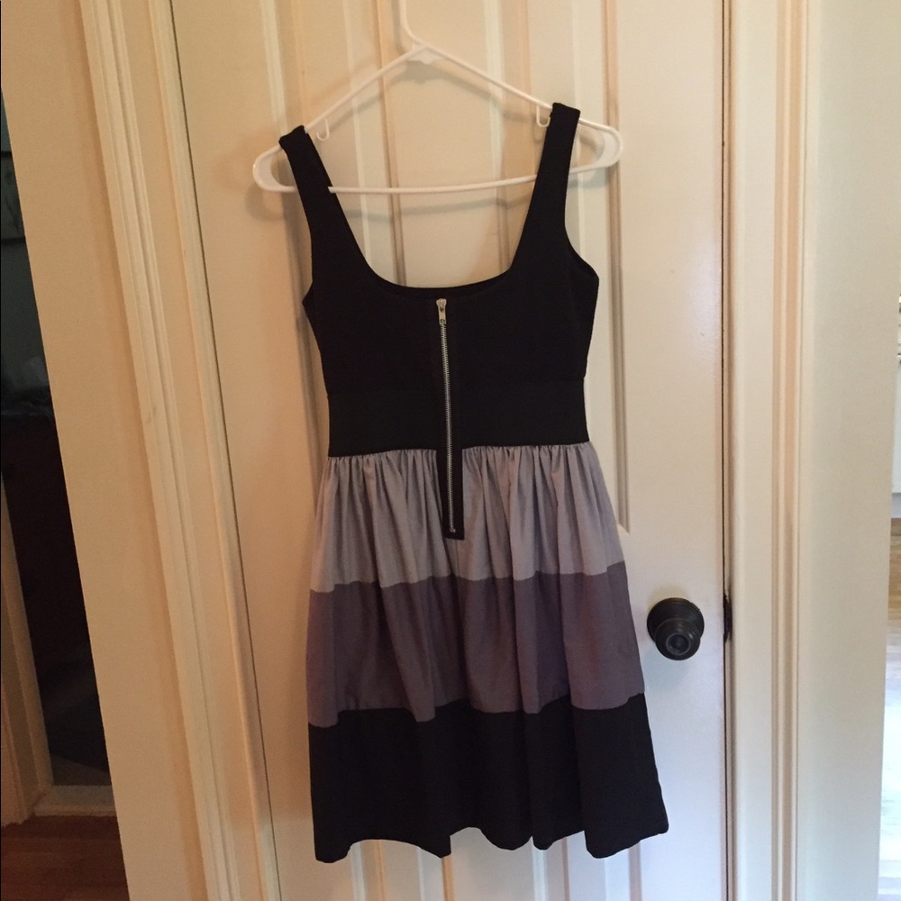 Juniors dress