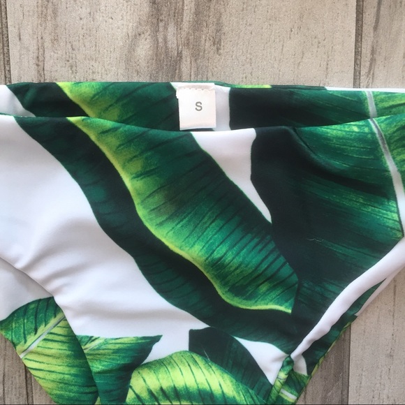 Banana Leaf Palm Print Bikini - Picture 5 of 5