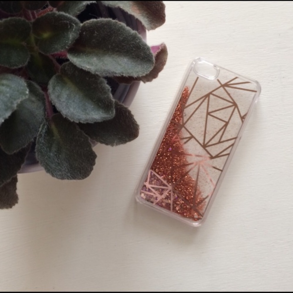 iPhone 5/5s/SE Sparkly Waterfall Case