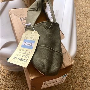 Toms shoes