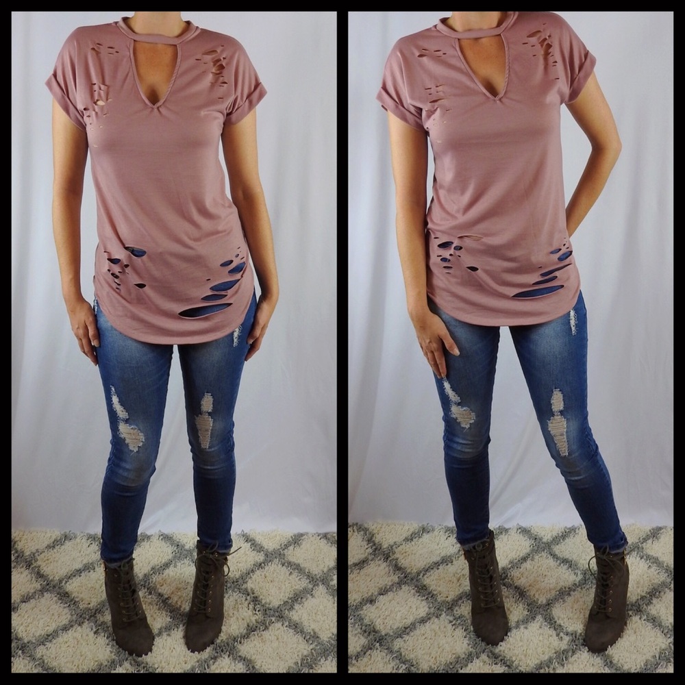 1 LEFT ‼️ Destructive V-Neck Choker Top - Picture 2 of 7