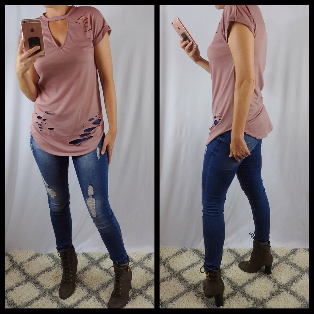 1 LEFT ‼️ Destructive V-Neck Choker Top - Picture 3 of 7