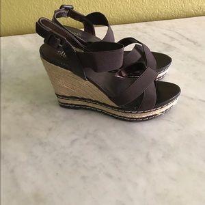 Chocolate wedges by Charles David size 9.5