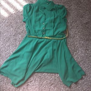 Pin up style green dress