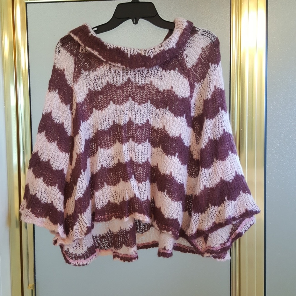 Rose and Mauve Sleeved Poncho OS