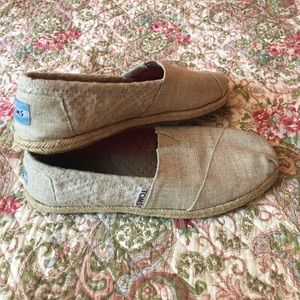 Beige TOMS