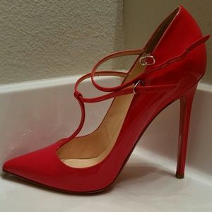 Christian Louboutin V Neck 120 Patent