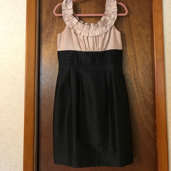 Black and champagne cocktail dress - Picture 1 of 3