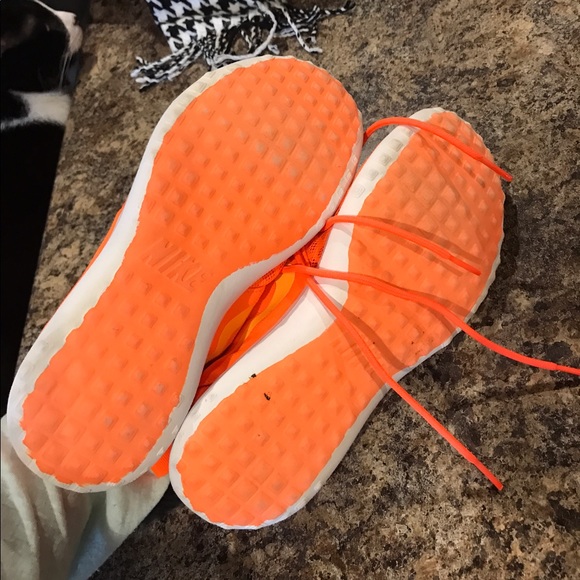 Women's Nike Orange Shoes - Picture 3 of 3