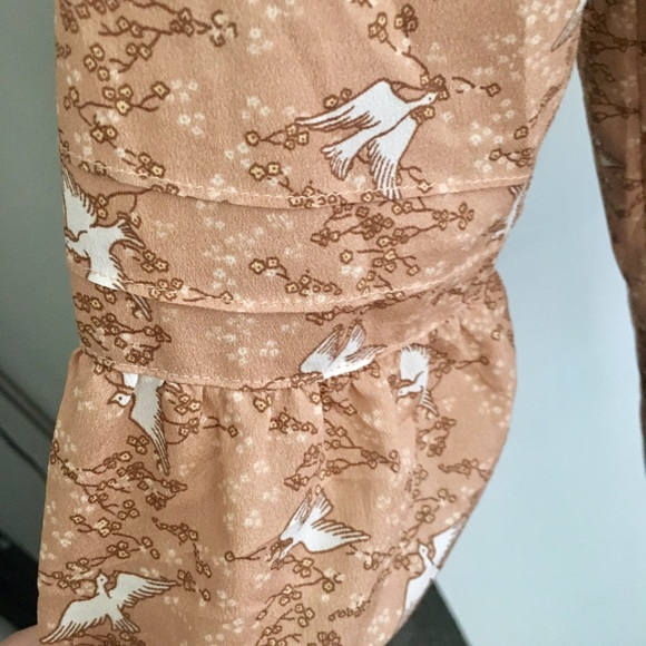Urban Outfitters Crane Pattern Top Sz Small - Picture 4 of 6