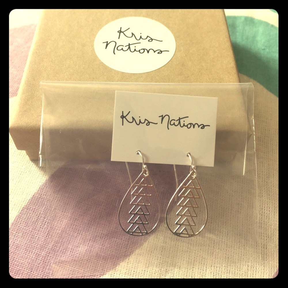 NWT Sterling silver drop earrings and box