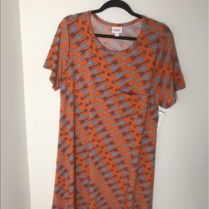 NWT LuLaRoe arrow Carly