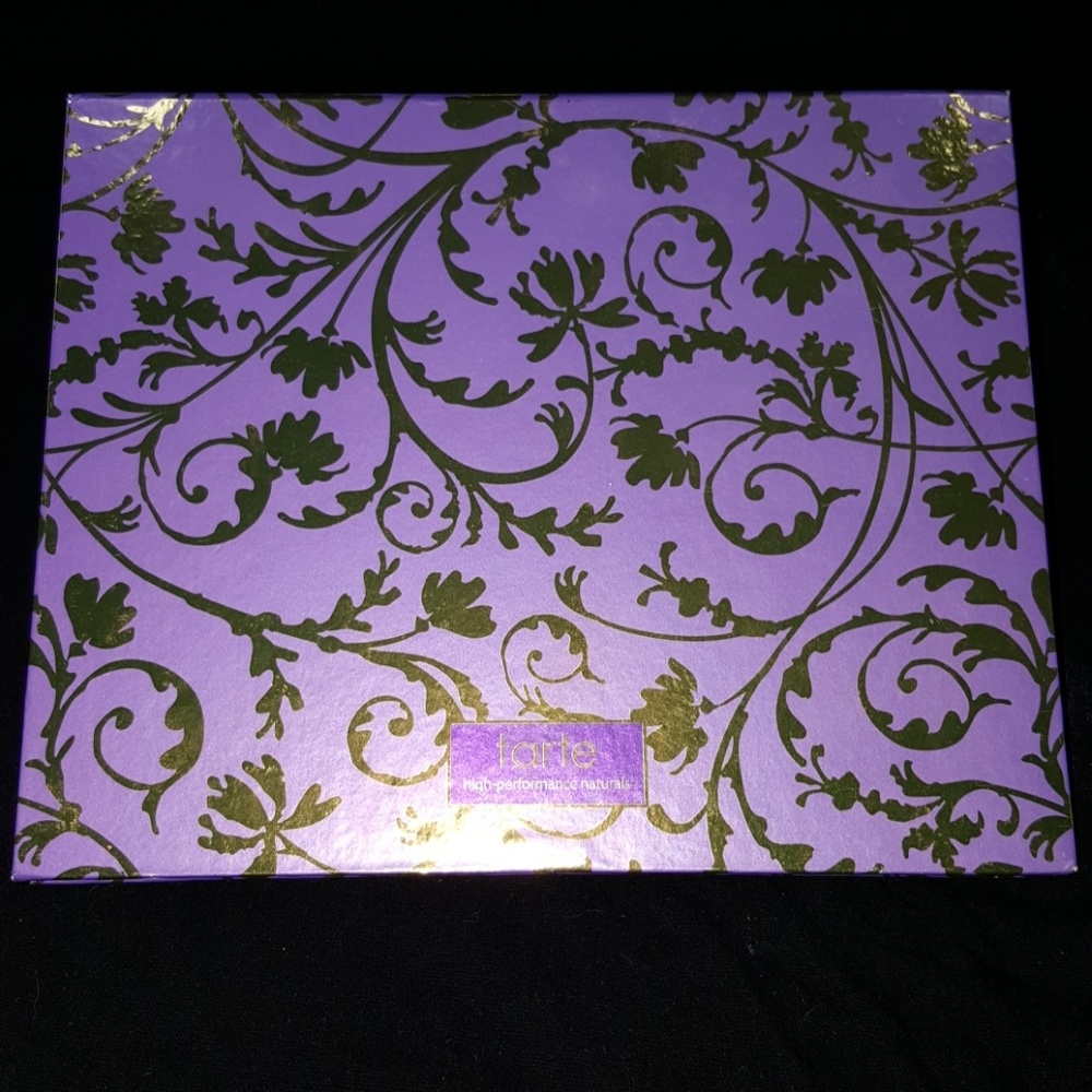Taste Amazonioan Clay Eyeshadow Palette