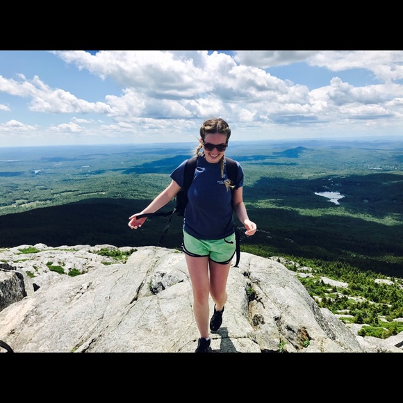 Meet your Posher, Mel - Picture 1 of 1