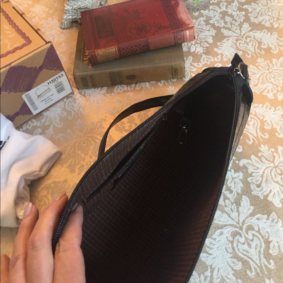 Brighton Reme zip top bag - Picture 3 of 6