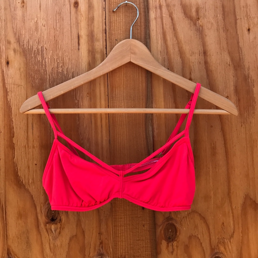BILLABONG hot red bikini top
