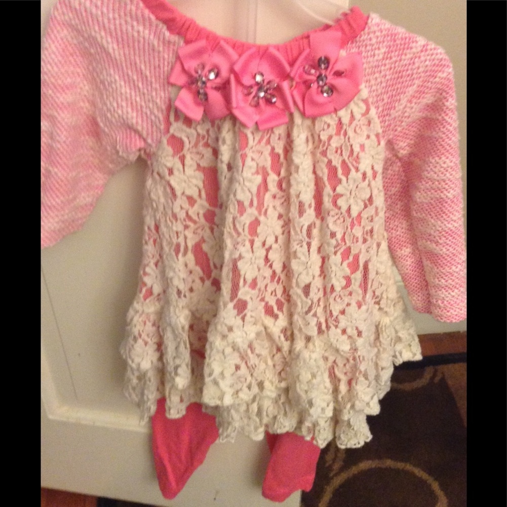 Molly and Millie set