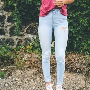 Hollister Light Wash Hi-rise Skinnies