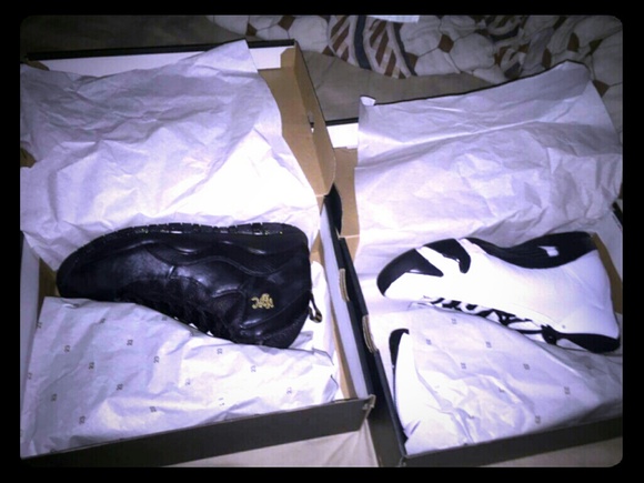 Athletic_Shoes