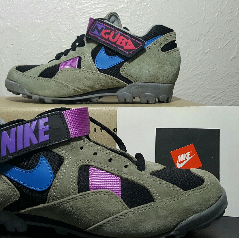 NEW NIKE 1995 NGUBA DUST OUTDOOR SIZE US 5.5 US