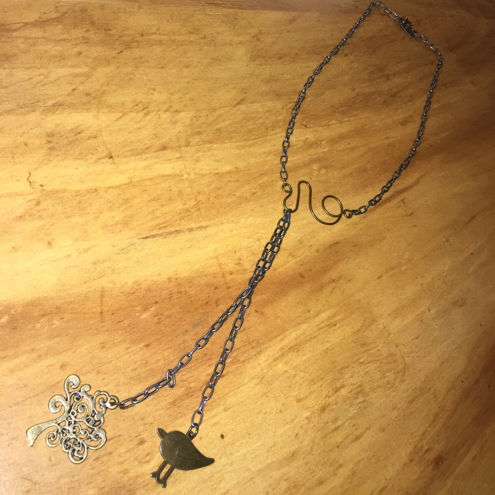 Long necklace