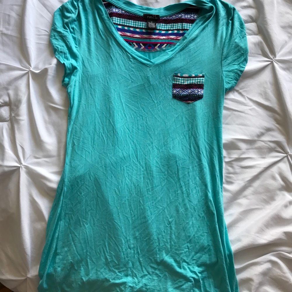 Pocketed t shirt