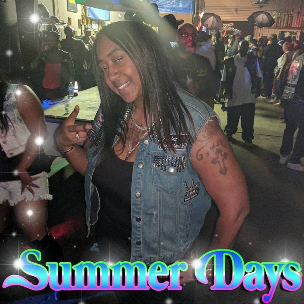 Meet your Posher, Lele