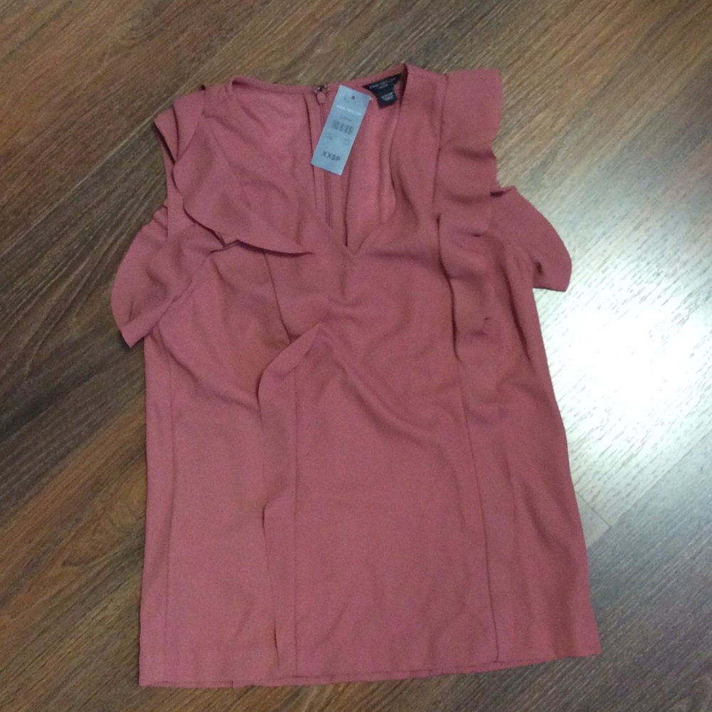New with tag Ann Taylor top xxsp