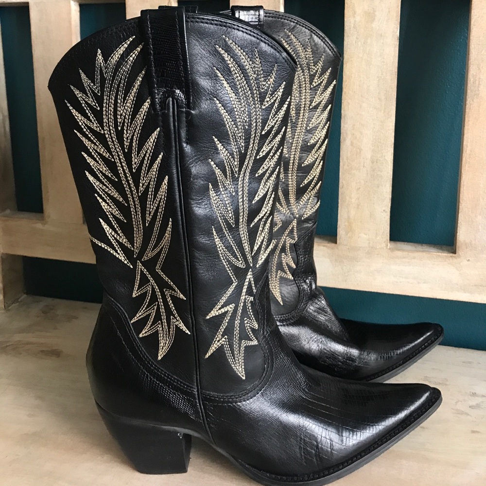 Vintage black leather embroidered cowboy boots