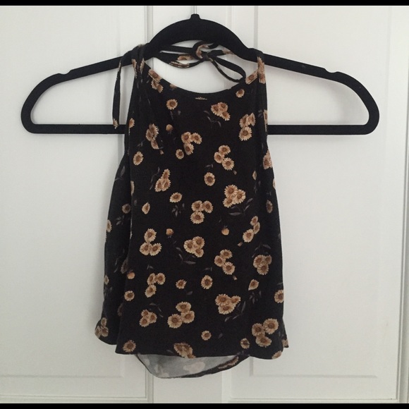 brandy Melville halter top - Picture 2 of 3