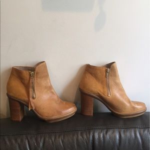 Leather Aldo boots