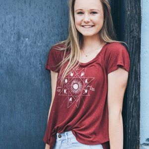 American Eagle Graphic Jegging T-Shirt