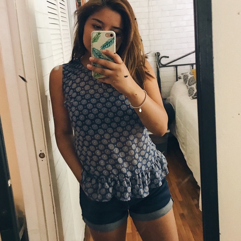 Xhilaration top