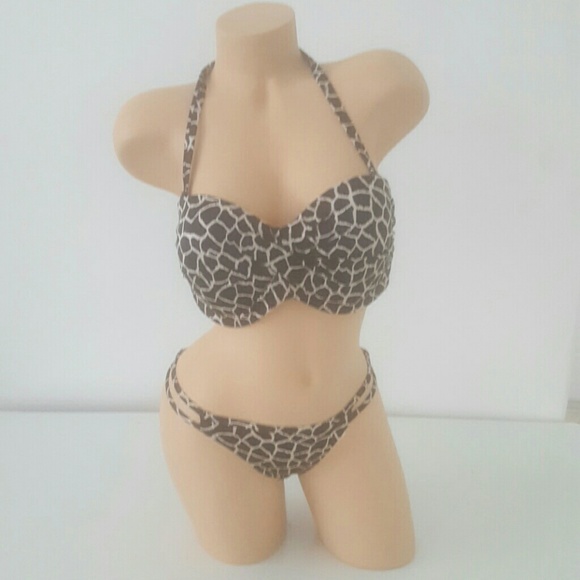 Victoria's secret 36D or 34B SMALL BIKINI SET NEW