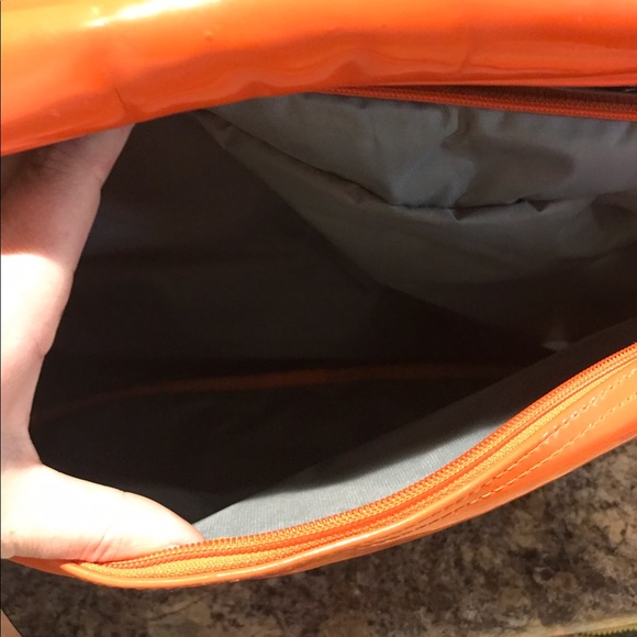 Nike Travel Bag - Picture 2 of 3