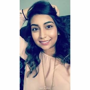 Meet your Posher, Arooj