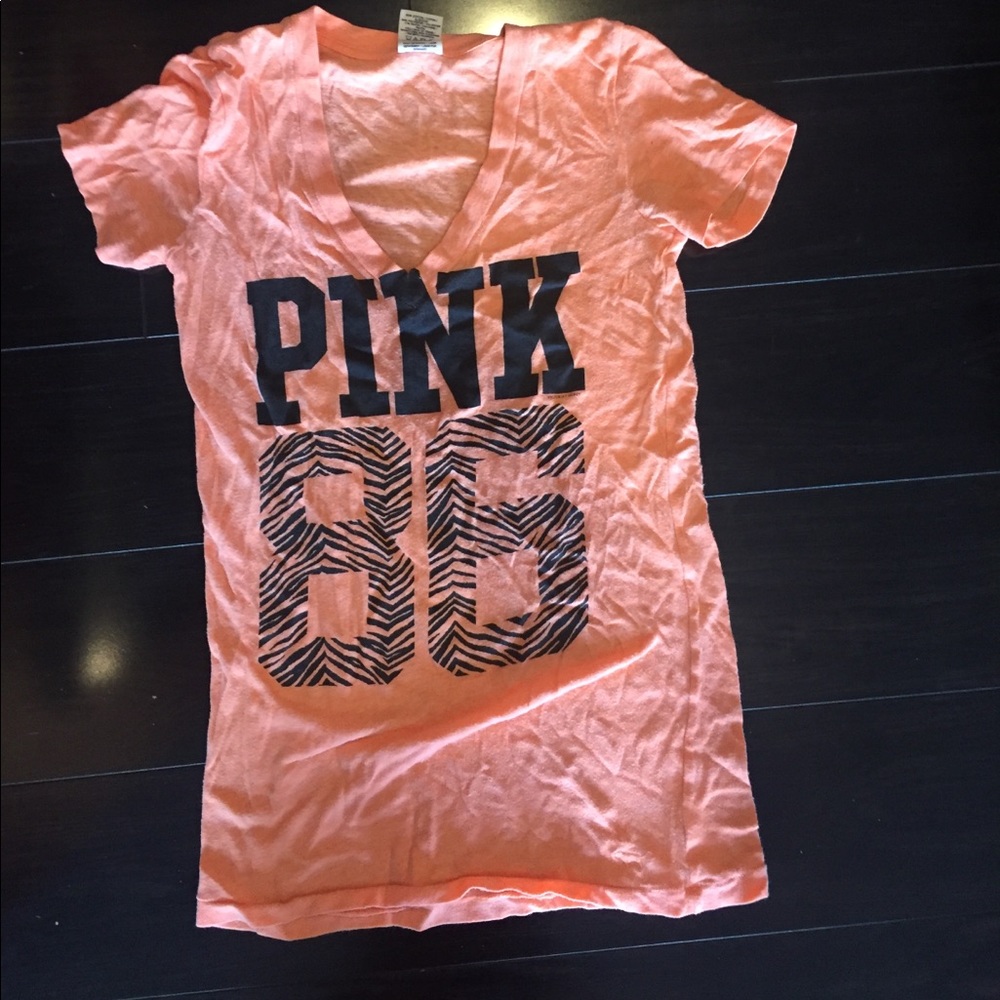 Pink by Victoria Secret teeshirt