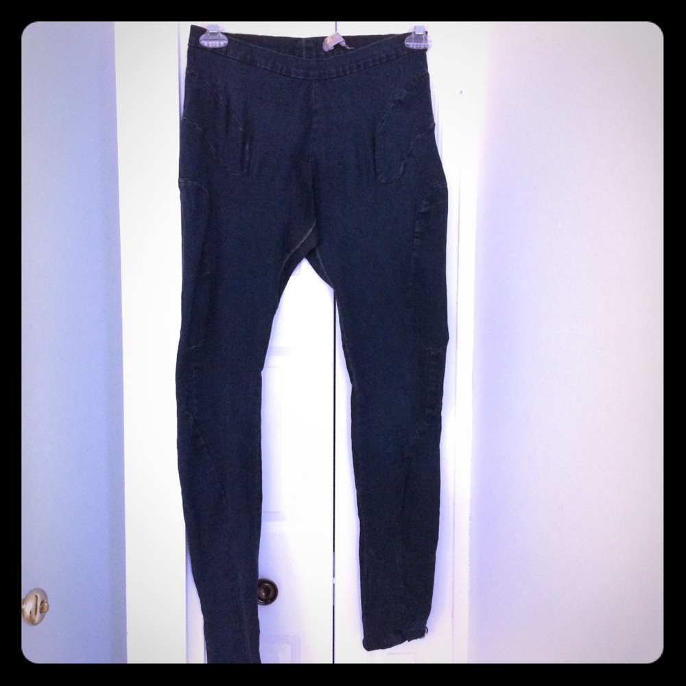 Charley 5.0  leggings with biker look designs