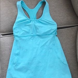 Lululemon back cut out tank w/shelf bra